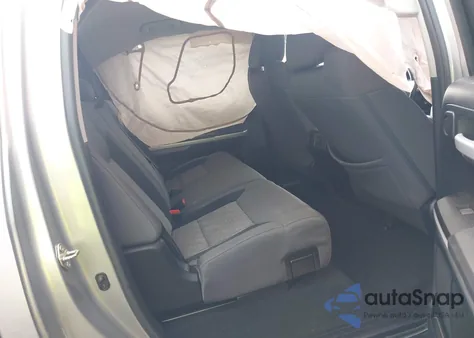 2016 Toyota Tundra Sr5 5.7L V8 z USA, uszkodzony, nr VIN 5TFDW5F13GX522409